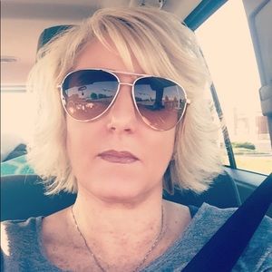 Meet your Posher, Terri